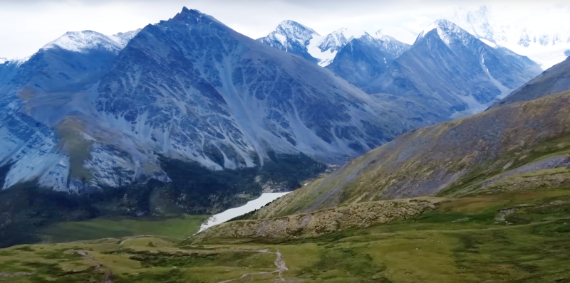 10 самых красивых пеших маршрутов по России